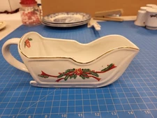 Tienshan Fine China Sleigh Gravy Boat Holiday Serving Dish Poinsettia Decor