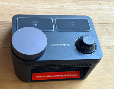 SteelSeries Alias Pro Desktop Mic + Mixer, XLR/USB/3.5mm, Cardioid, Black