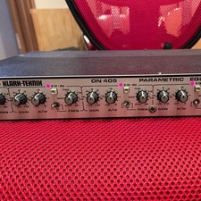 KLARK TEKNIK DN405 Parametric Equalizer, test...