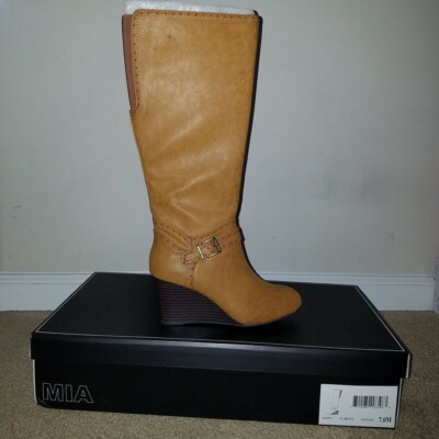 mia wedge boots