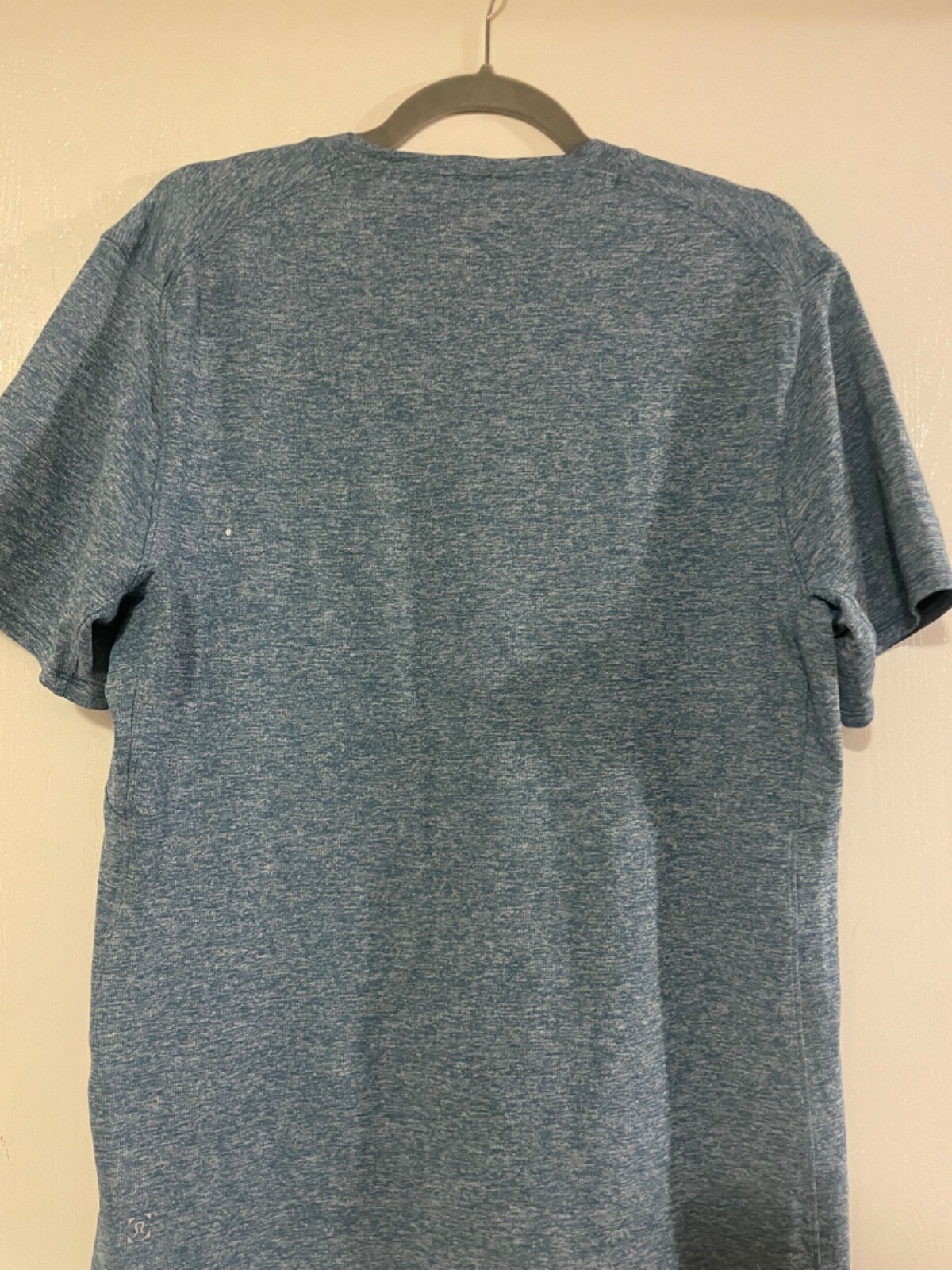 Lululemon *ALOHA Men's 5 Year Basic Tee *rare.* image 6