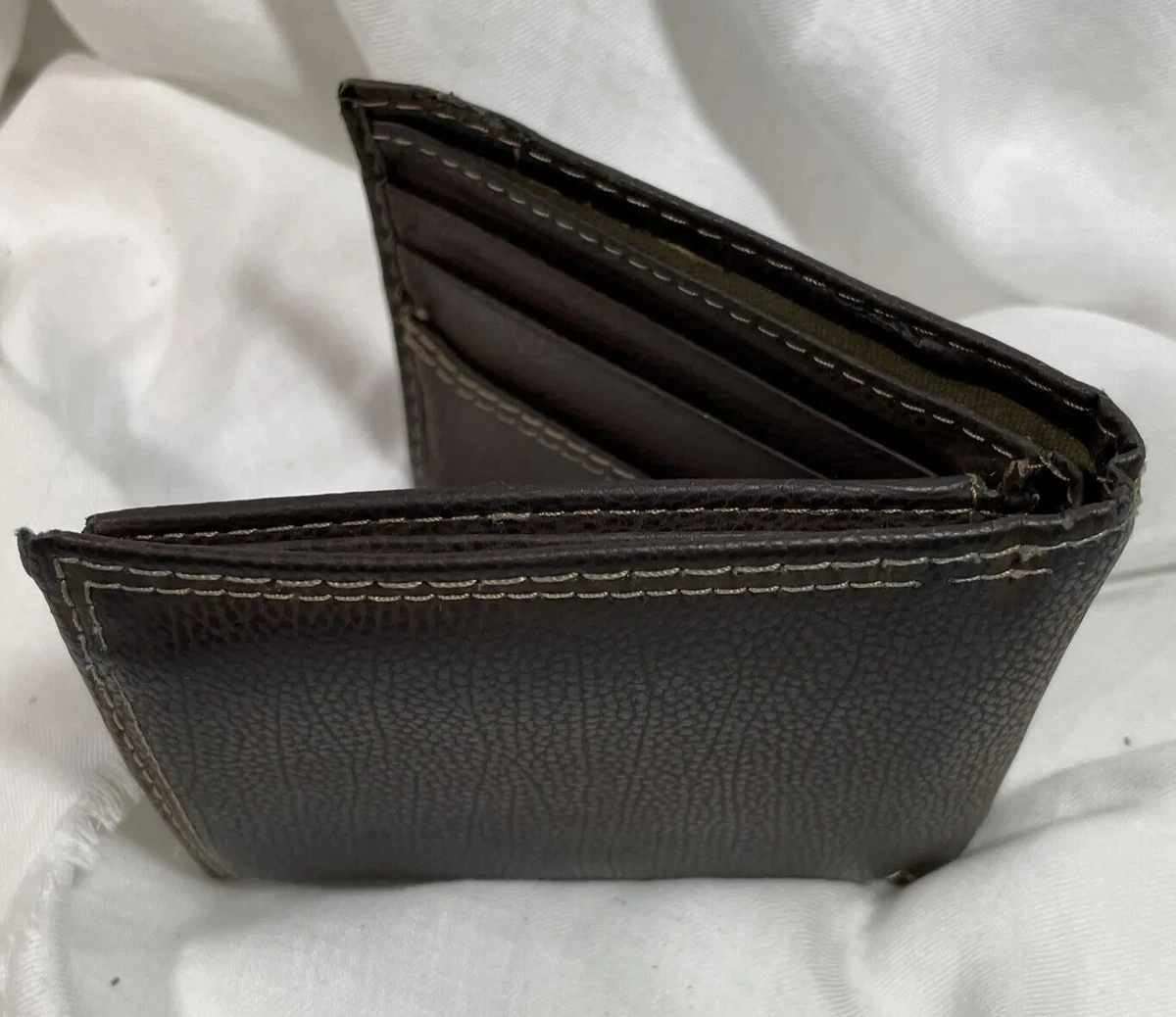 Levi strauss wallet price online