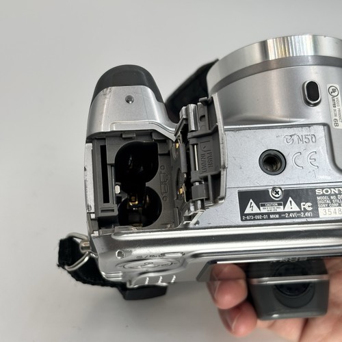 Sony Cyber-shot DSC-H2 6,0 megapixel fotocamera digitale argento - testata funzionante - Foto 9 di 12