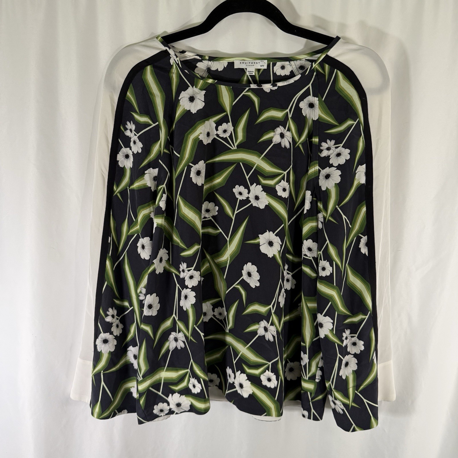 Femme 100% Silk Blouse Women's Medium Green Floral Long Slee