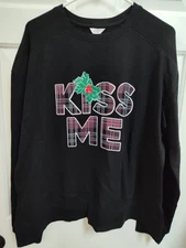 Crown and Ivy Junior Womens KISS ME Christmas Pullover Sweatshirt Size XXL 2XL