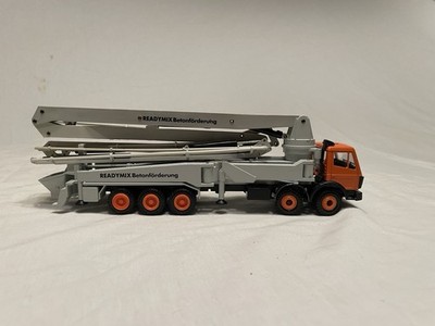 Conrad No. 3086/01 Mercedes Benz Readymix Concrete Pump