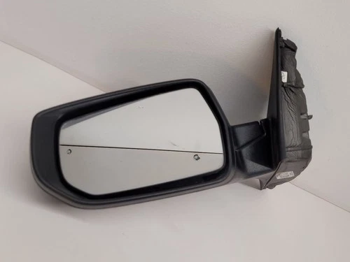2016 - 2023 CHEVROLET MALIBU  Driver Side View Mirror Without Heated