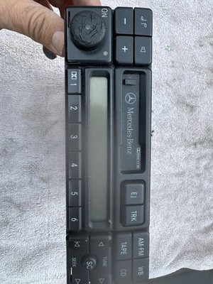 Mercedes Benz Becker AM/FM Cassette Stereo BE1492 0038205986 With Code