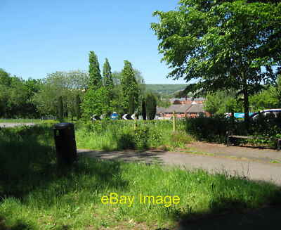 Foto 12x8 Straße jetzt wo die Schienen waren - Stroud, Glos Asphalt und Räder v c2012