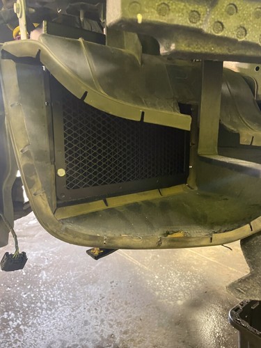 CSF BMW F8X M3/M4/M2C Auxiliary Radiators w/ Rock Guards (Sold Individually - Fi - Picture 7 of 9