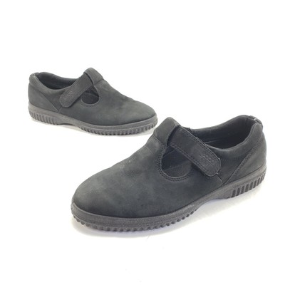 ecco nursing shoes