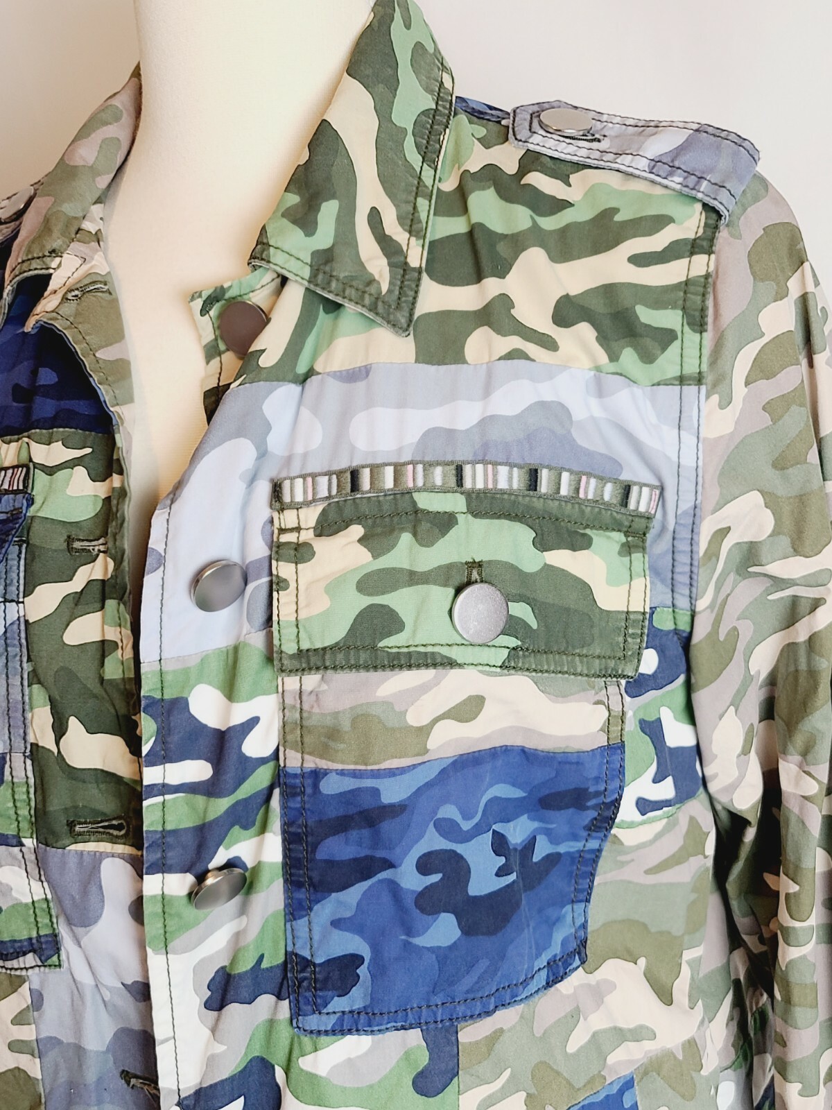 gap camo jacket womens