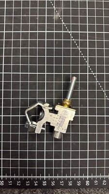 OEM Hotpoint Range Burner Valve WB28K10578 for RGBS330DR1WW