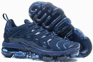 mens blue vapormax plus