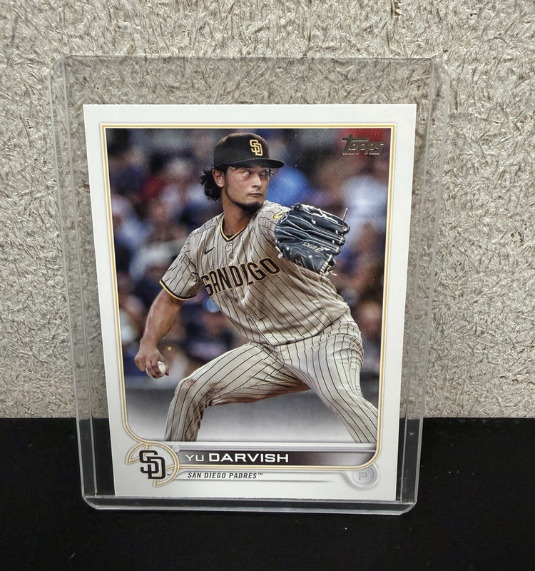 Topps 2022 Series 1 Yu Darvish San Diego Padres 