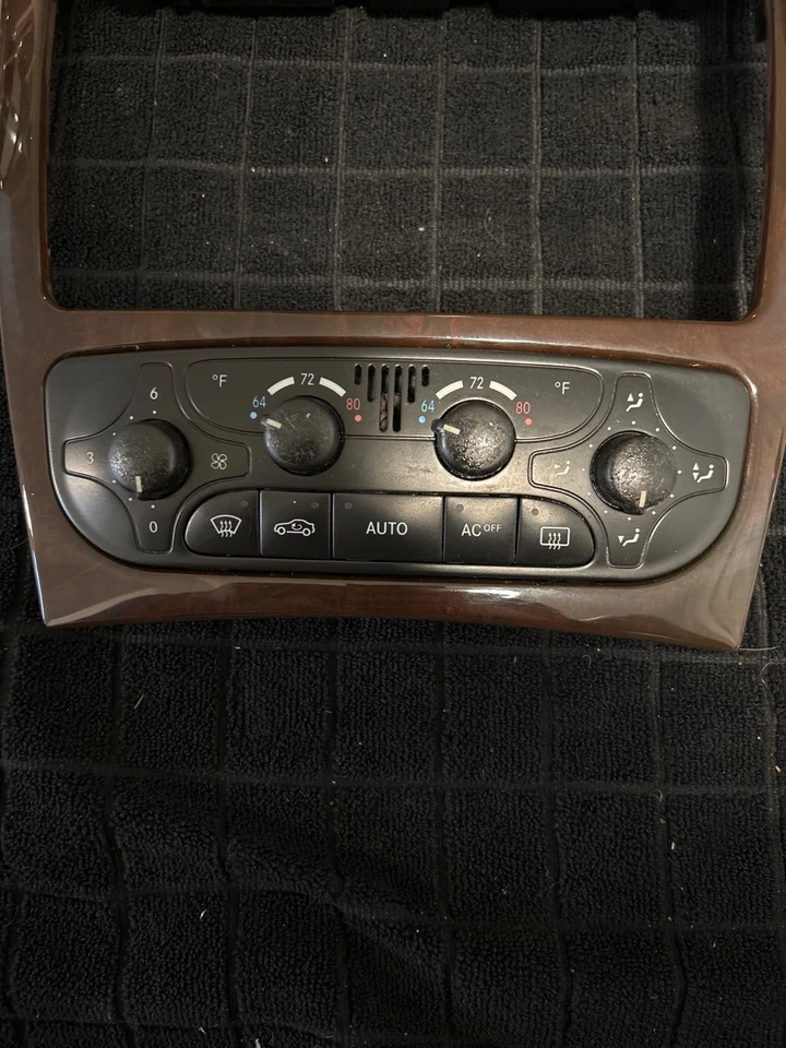 Mercedes Benz Clase C C320 C240 2001-2004 Radio control de clima bisel de grano de madera Foto 4 de 4