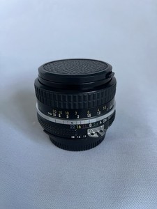 Nikon Nikkor 50mm f/1.8 Ai - Clean Optics- See Test Shots