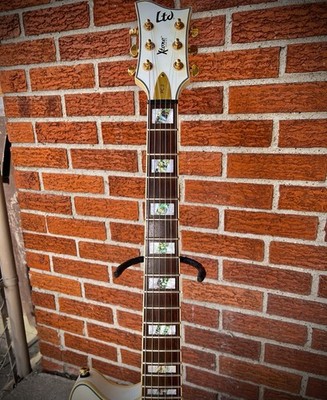 ESP LTD Xtone PC 2 Electric Guitar White Semi-Hollow 6 String