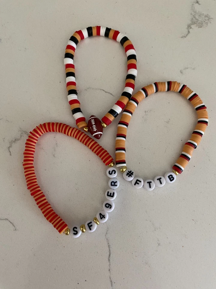 Juego de pulsera de 5 piezas para mujer San Francisco 49ers - #FTTB - Faithful To The Bay Foto 3 de 4