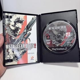 Metal Gear Solid 2 Sons of Liberty Playstation 2 PS2 Complete CIB w/RegCard
