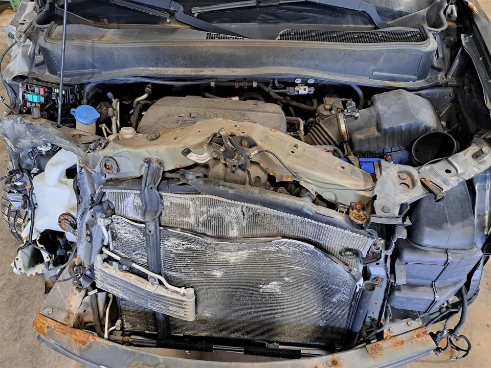 Husillo/nudillo delantero lado pasajero Rh 2011 Pilot Sku#4249098 Foto 2 de 4