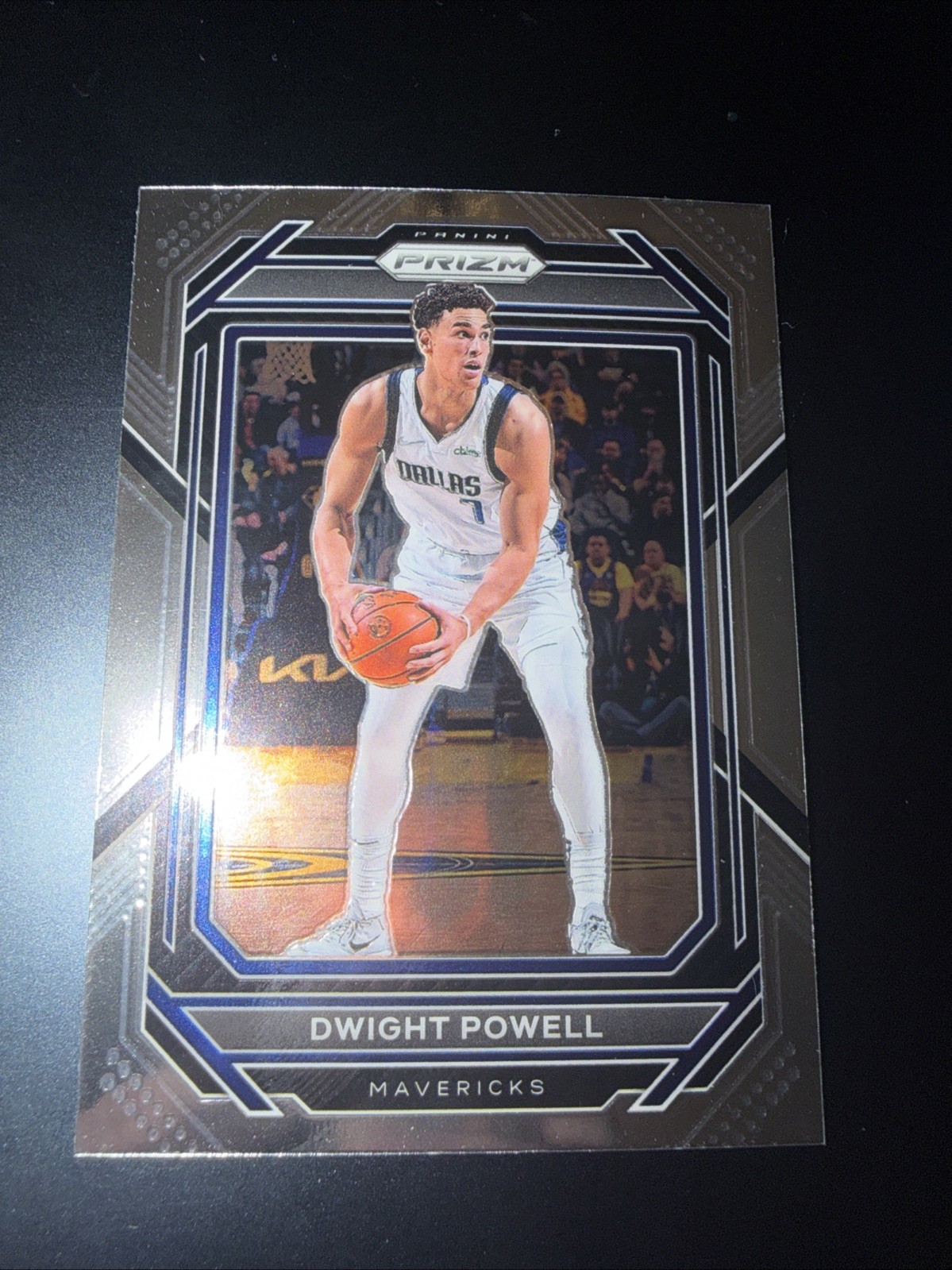 2022-23 Panini Prizm Dwight Powell Silver Cracked Ice SP - #187 Dallas Mavericks