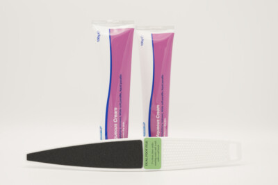 BASIC FOOT CARE PACK trockene Haut Hornhaut Hühnerauge Verruca Fissuren Risse Feile Füße Nagel