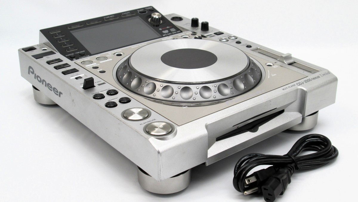 Pioneer CDJ-2000NXS-M Nexus Limited Platinum Pro DJ Multi