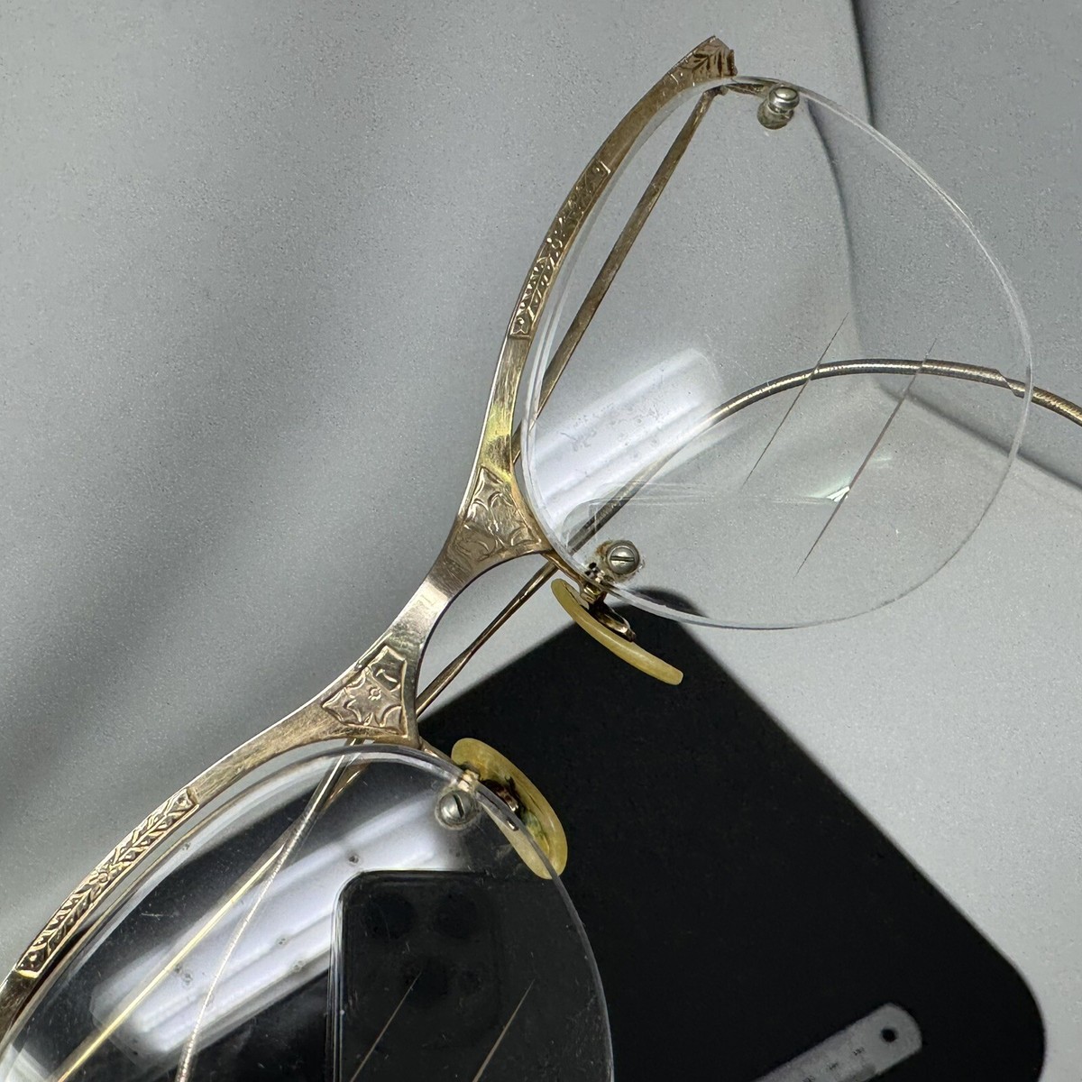 Shuron Mainstay Vintage 1960s Eyeglass 12k GF NOS Made gold filled 46-22 Vintage Shuron gold filled 1/10 12K GF Eyeglasses Gold Cat  main image 2