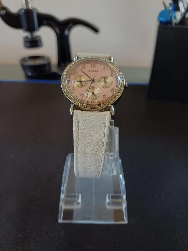 Guess Damenuhr Chronograph - Bild 2 von 4