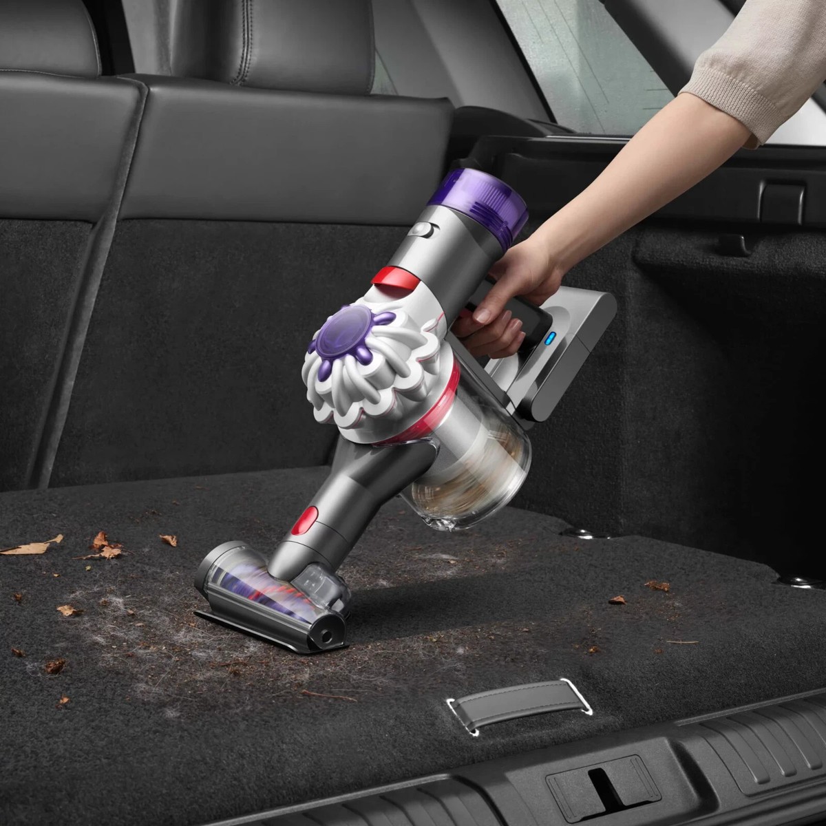 Brand New Dyson V8 Fluffy Cordless Vacuum Red (400488-01) | eBay
