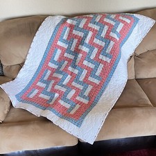 Handmade Teddy Bear Baby Quilt Fence Rail Design Crib Size Machine Sewn Signed