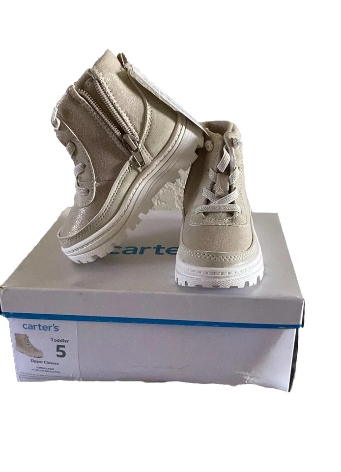 Botas de niña talla 5 de EE. UU. Foto 2 de 4