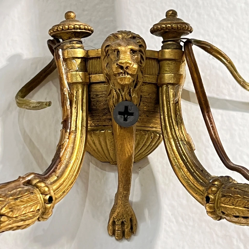 Par de apliques ingleses georgianos del siglo XVIII Jorge III de bronce dorado Foto 2 de 4