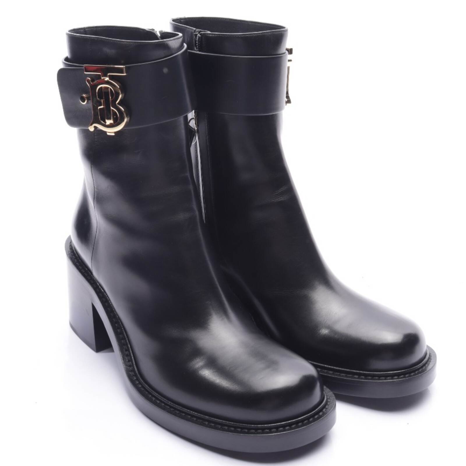 Стильная блузка Burberry Schwarz 41 евро Новая 78990₽