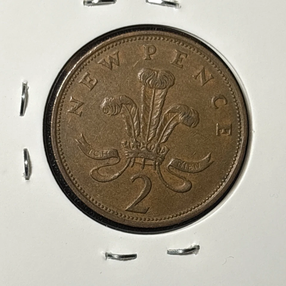 🔥MONEDA RARA 1981 “2 PENIQUES NUEVOS” - Acuñación extremadamente escasa - ¡Gema de coleccionista!🔥 Foto 4 de 4