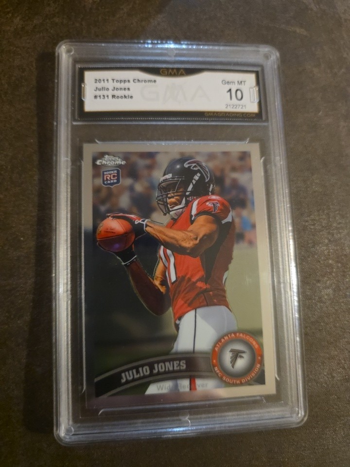 2011 Topps Chrome Julio Jones #131 Refractor (RC)-Ball Chest High PSA GEM MT 10