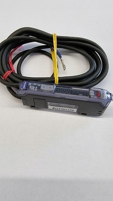 Keyence FS-V31P Glasfaserverstärker 1 Stück