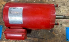 1-1/2 hp 230/460V WEG motor model 00158AT3E145JM-s. Unused/Old Stock.