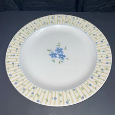 Pfaltzgraff Melissa 12” Round Serving Plate