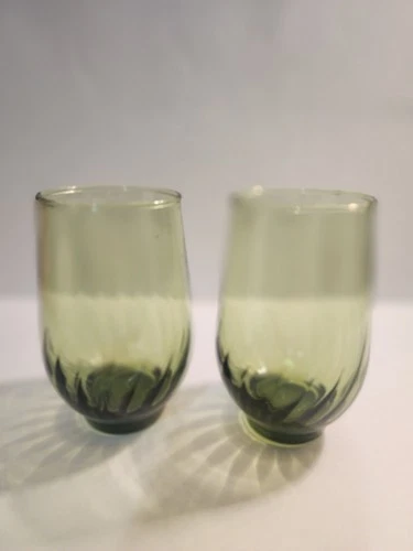 Set Of 2 Anchor Hocking Regal Green (Avocado) Vintage Glass Optic Swirl Tumblers