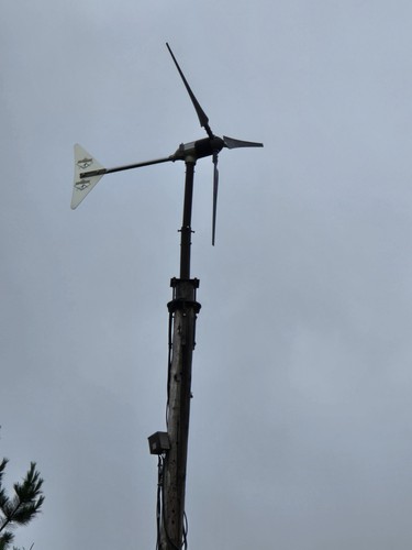Southwest Wind Power Whisper Wind Generator System