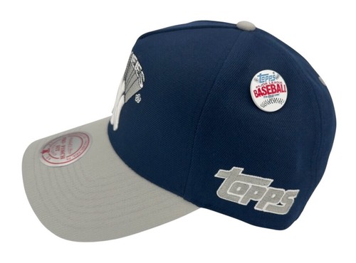 Mitchell & Ness x Topps New York Yankees Navy Pro Pinch Snapback Hat w/ Pin - Picture 2 of 15