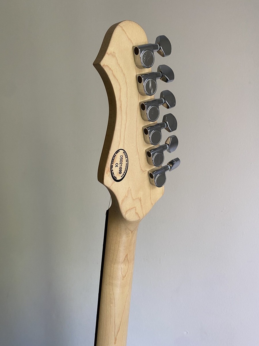 Line 6 Variax 300 Modeling Guitar One-Of-A-Kind Berklee Edition | eBay