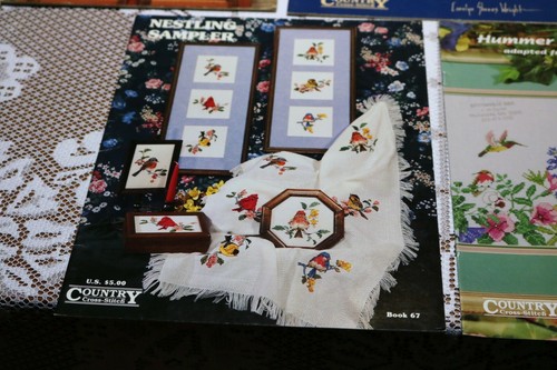 COUNTRY CROSS STITCH 8 26 28 43 46 67 101 Cupboard Quilts Birds Love Barn UPICK - Picture 16 of 17