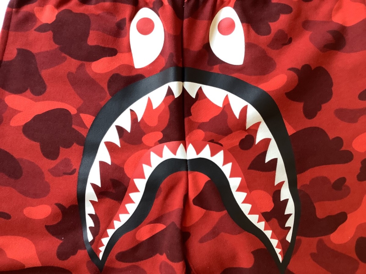 Authentic a bathing ape bape color camo shark sweat shorts Authentic a bathing ape bape color camo shark sweat shorts