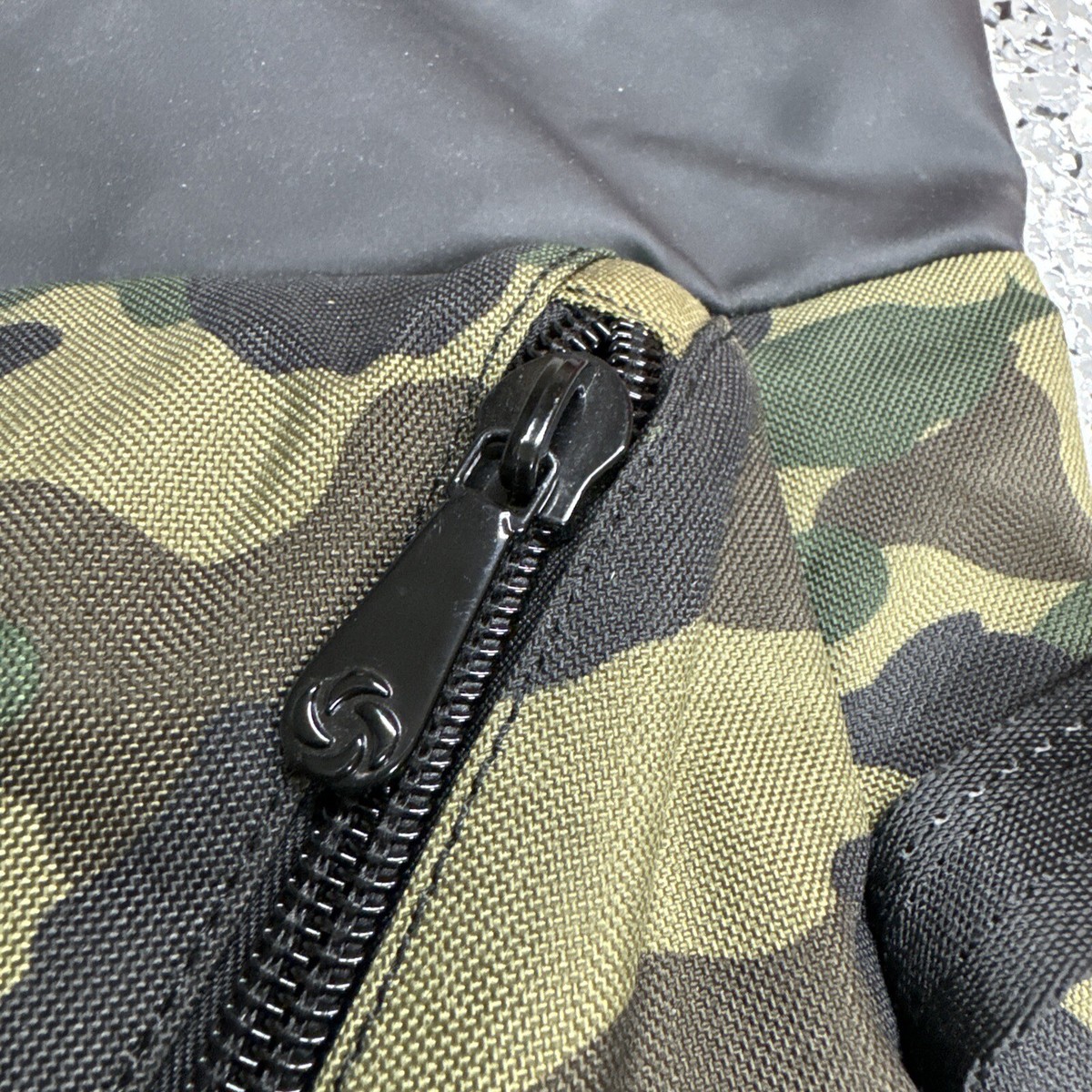 Samsonite Red X Bape Bathing Ape 1st Camo Roll Top Backpack Samsonite Red X Bape Bathing Ape 1st Camo Roll Top Backpack