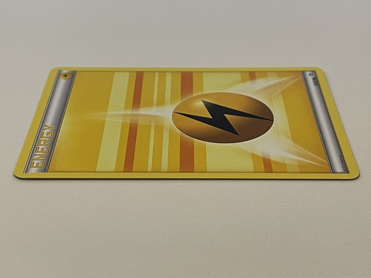 Pokemon TCG -￼ Electric ￼Energy Card - 78/83 - Non-Holo Common