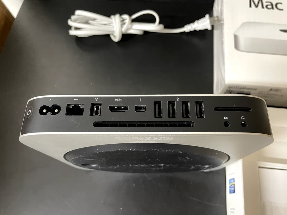 Apple Computer Intel Mac Mini 2011 w/ box. Runs OS Catalina! 500Gb HD, 8GB A1347 - Image 3 of 4
