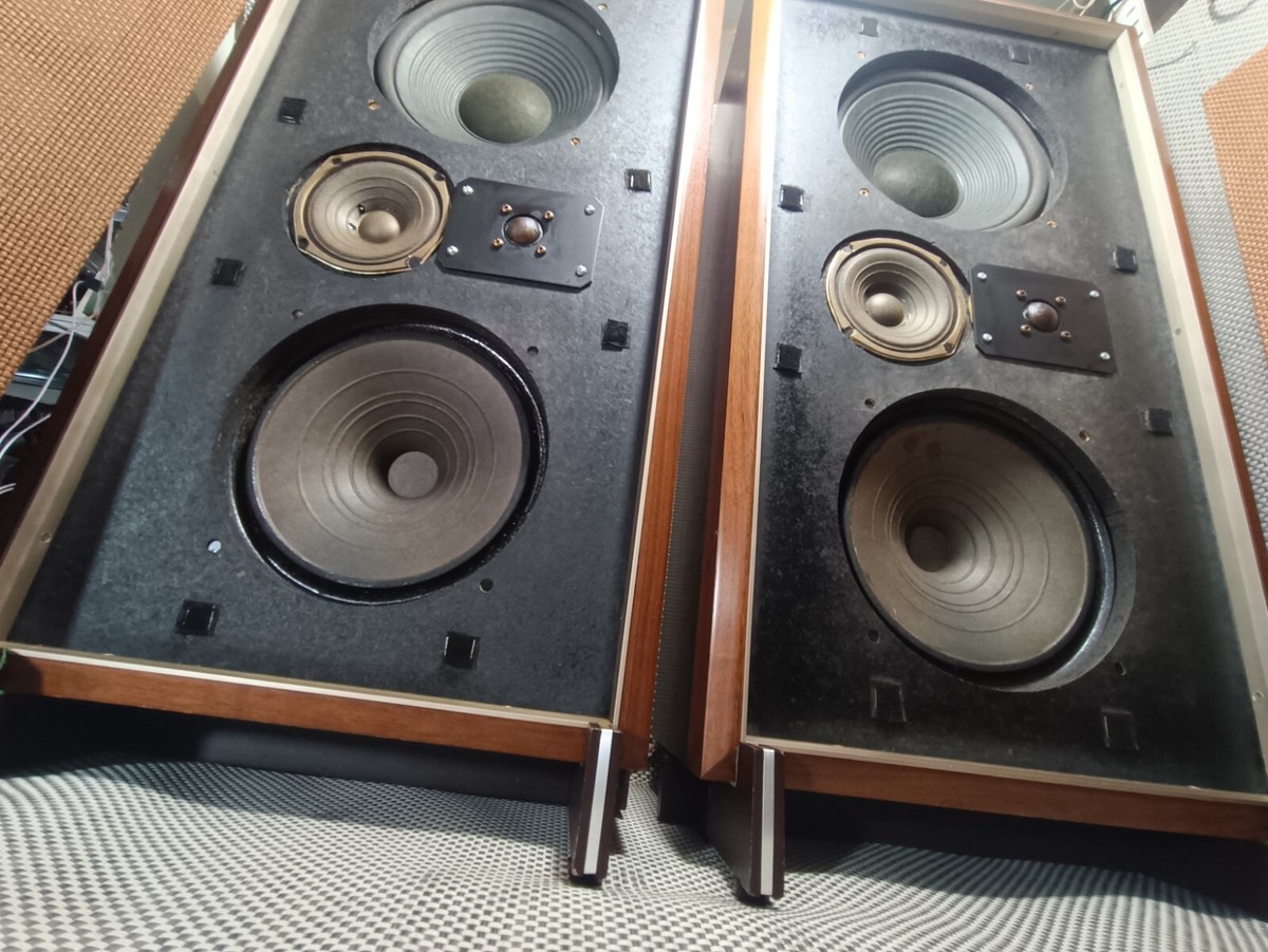 Toshiba Aurex SS-30 Vintage 3-Wege Lautsprecher Boxen 8 Ohm 40W